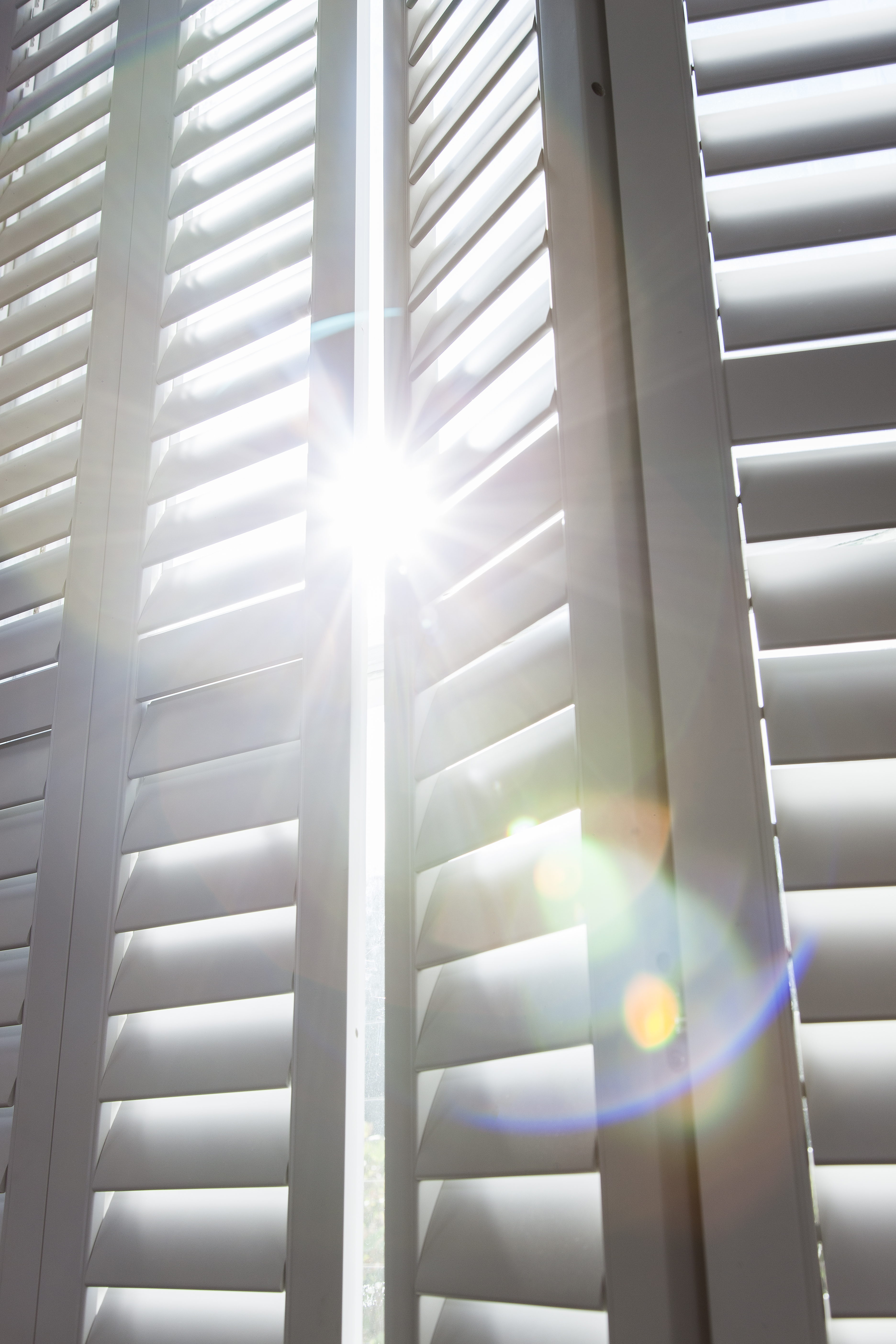 Full height plantation shutters